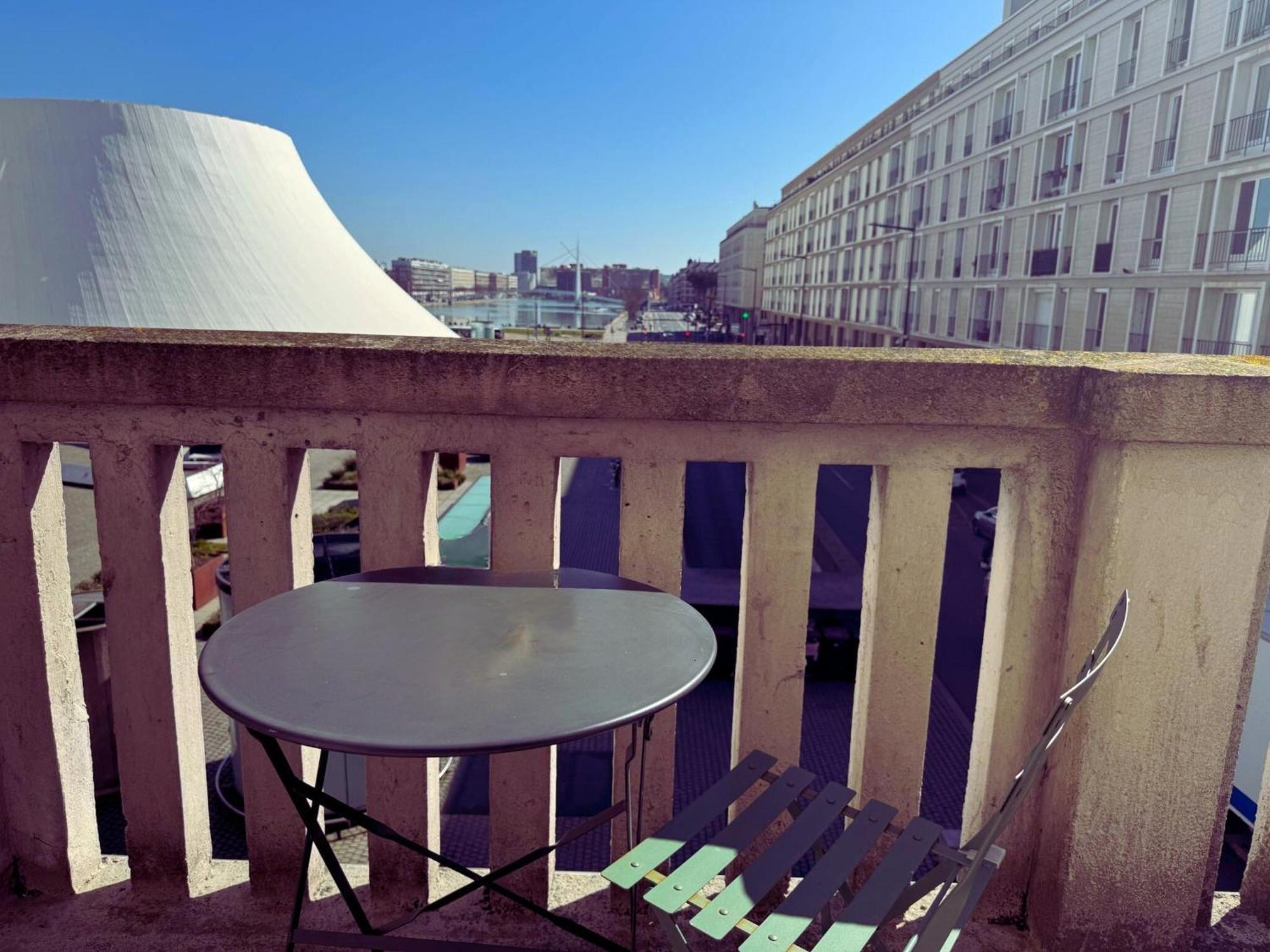 L'Escale Appartements Et Suites En Bord De Mer Le Havre Exterior photo