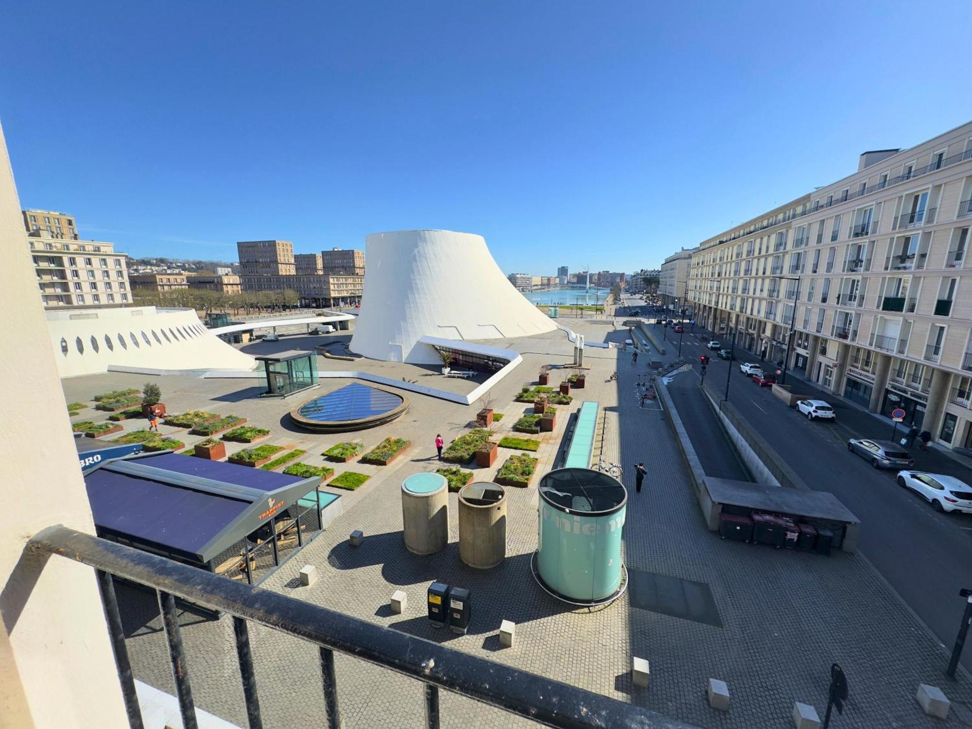 L'Escale Appartements Et Suites En Bord De Mer Le Havre Exterior photo